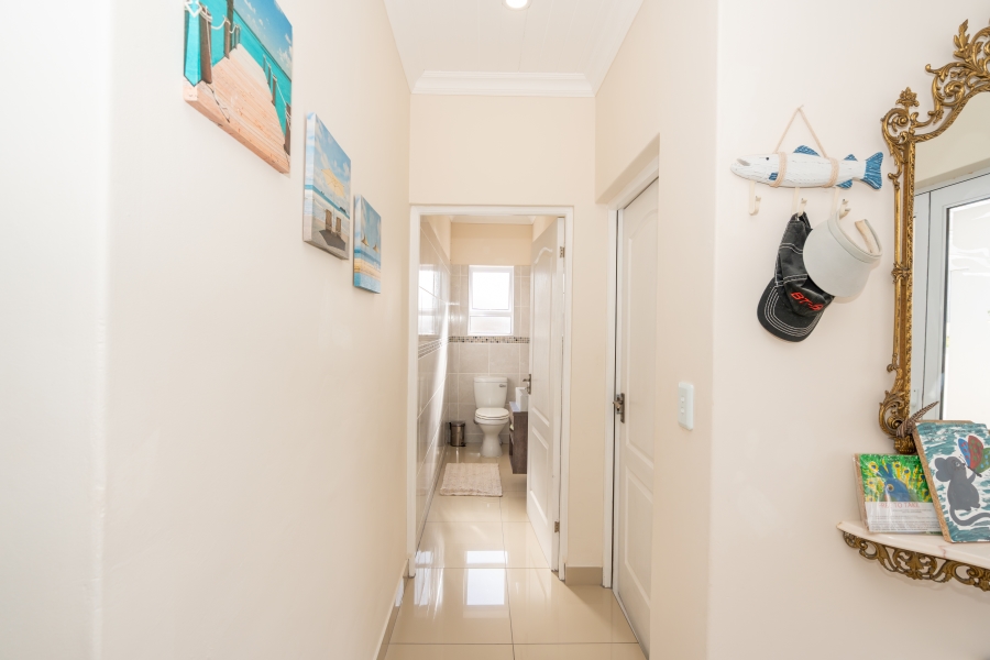 4 Bedroom Property for Sale in Myburgh Park Western Cape